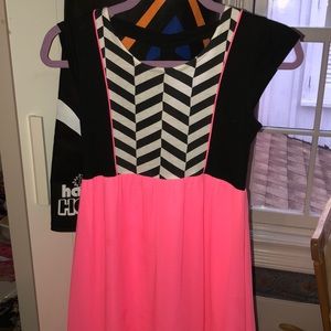 🌷CUTE PINK/BLACK/WHITE DRESS🌷